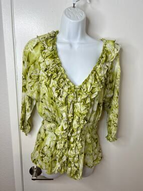 Dunia Women's V-Neck Ruffle Smocked Waist Knit Top Green NEW ~ Size M